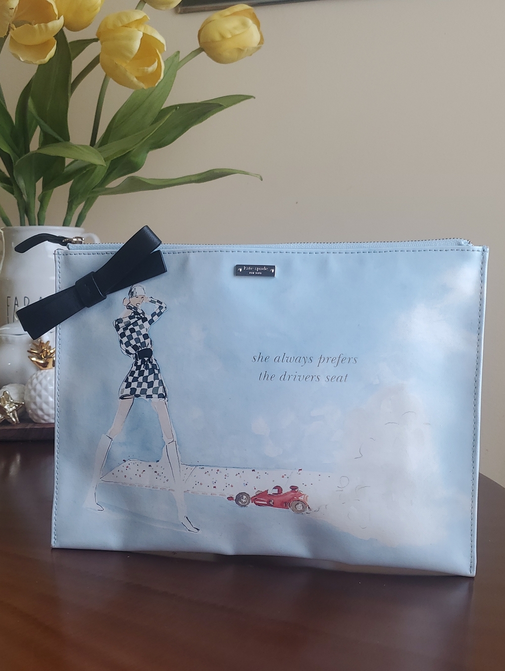 kate spade light blue illustrated bow zip pouch